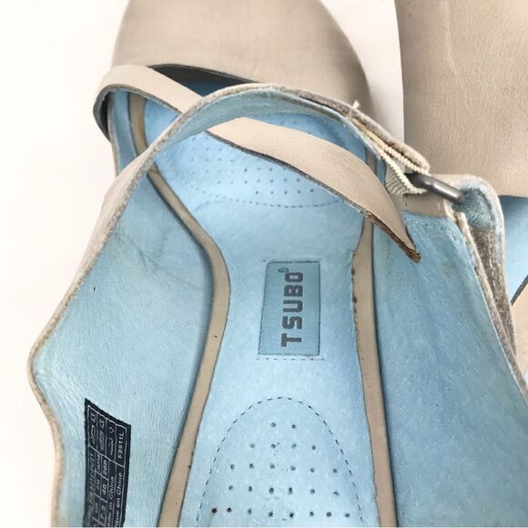 Tsubo Tan Open Toe Heeled Sandals - Picture 7 of 11